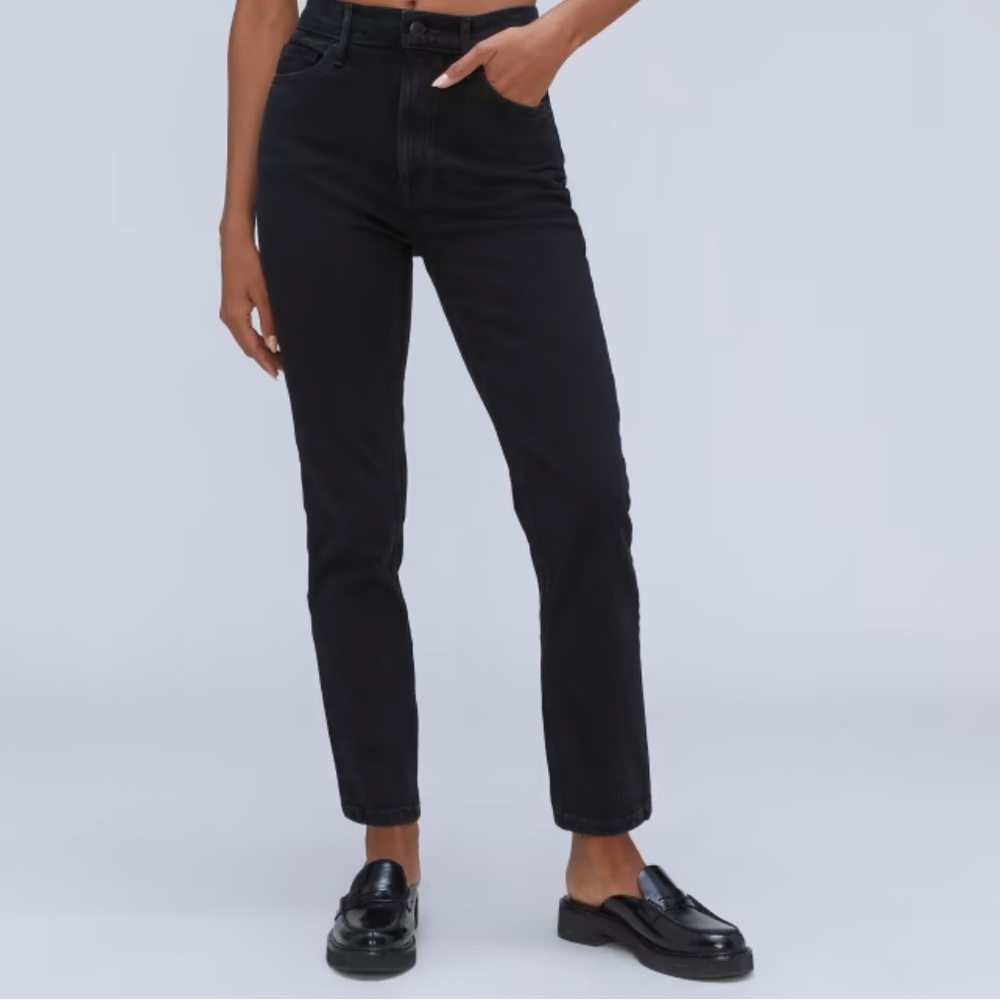 Everlane Original Cheeky Jean - Black